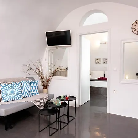 Rever Caves * Karterados (Santorini)