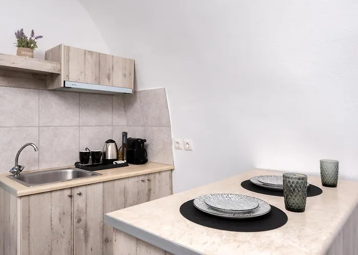 Rever Caves * Karterados (Santorini)