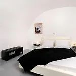Rever Caves Feriehus *