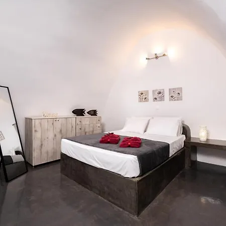 Rêver Caves * Karterados (Santorini)