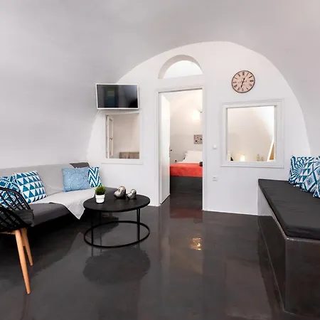 Rever Caves Karterados (Santorini)